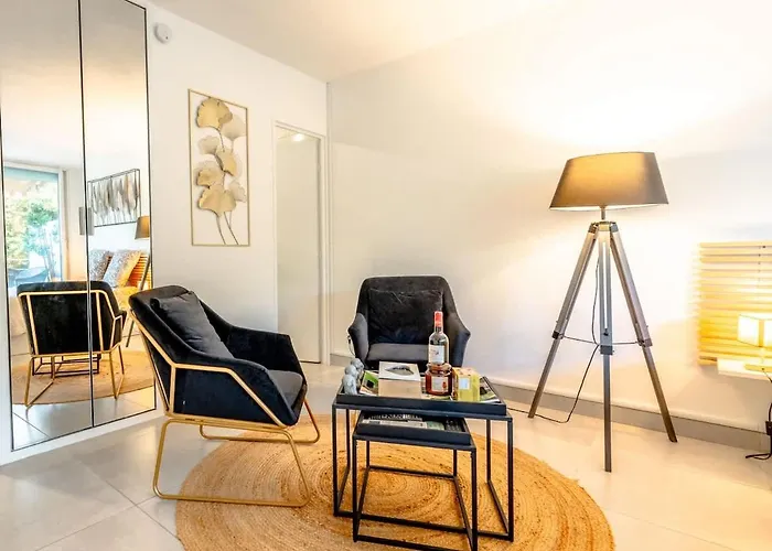 Petit Eden L Balcony & Peaceful L Shellter Saint-Tropez